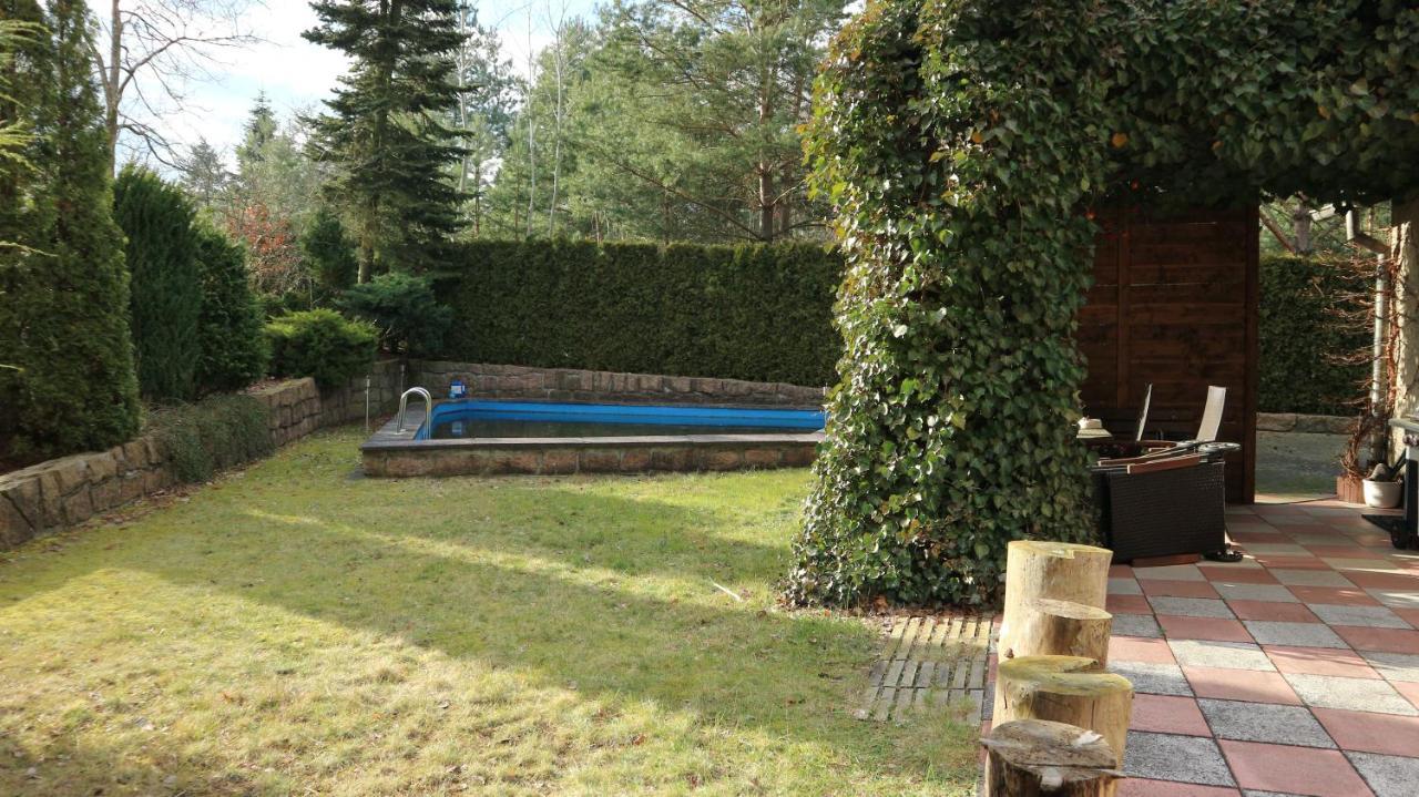 Ferienhaus Mit Pool Zum Traeumen Und Entspannen Fuer Alle Sinne Бад-Шмидеберг Экстерьер фото
